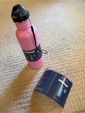 BottleKeeeper Pink Insulated Water Bottle with Black Twist Cap